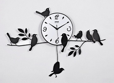 不同材质的钟表风水大不同