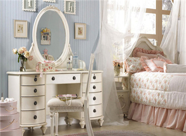 多功能梳妆台 扮美收纳两不误