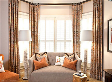 简约客厅窗帘效果图，窗帘帮你更亲近阳光！