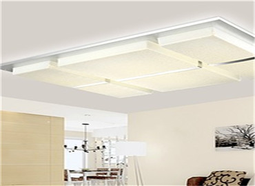 吊顶LED灯选购技巧，掌握优质生活！