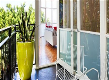 阳台空间小该怎样装修布置呢？