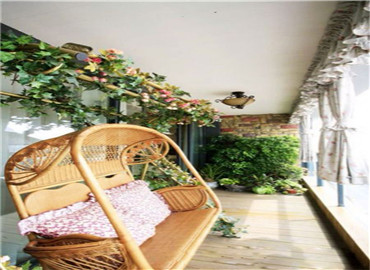 夏天快到了，家里就需要这样绿意浓又高颜值的阳台！