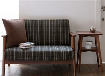 每天共度浪漫情人节 双人沙发保养方法