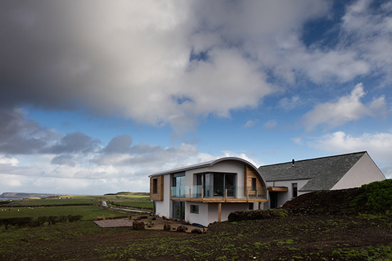 英国公路边的海景住宅 房内房外皆是美景