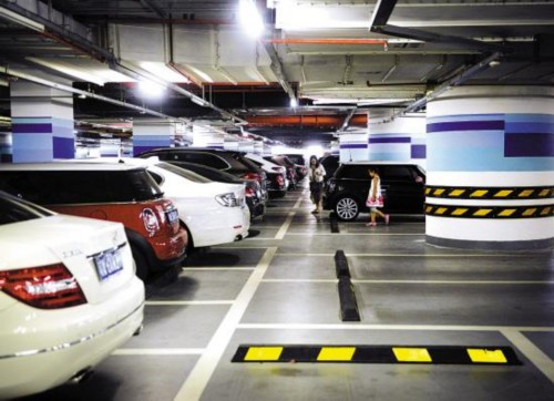 万菱广场停车地址与收费