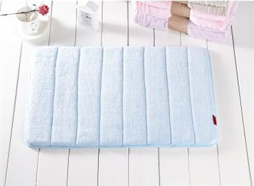 细腻柔软的珊瑚绒家品 很贴心