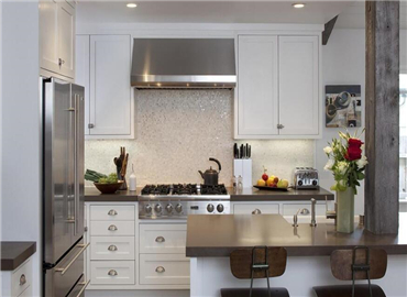 厨房太窄很头疼 这些技巧让它眼前一亮