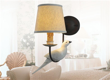 听说，家就要有一抹微光才更幸福