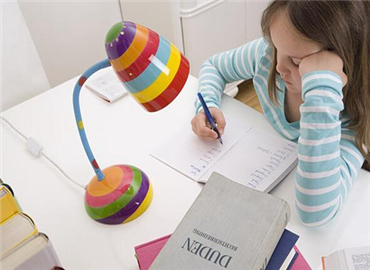 这样使用台灯 才对孩子眼睛好