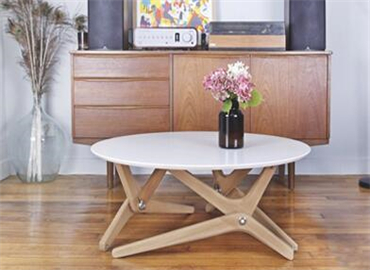 这桌子能凹各种造型 隔着屏幕都觉得厉害