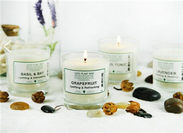 微烛摇曳映出逆光 赠与自然为美的你