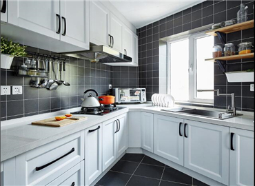 风水大师来过招 橱柜颜色藏玄机