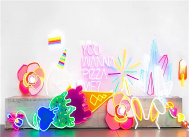 这么有创意的霓虹灯饰 你肯定没见过