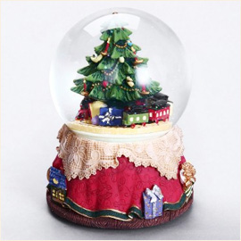 圣诞树飘雪水晶球