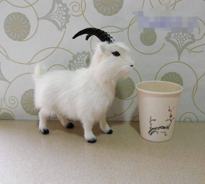 仿真白色小山羊 simulation white goat